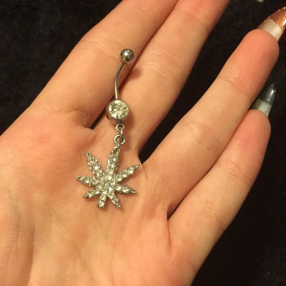 Belly button ring